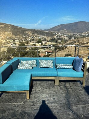Property grounds - Comfortable safe gated community, located 12 min away from Valle de Guadalupe. (El Sauzal)