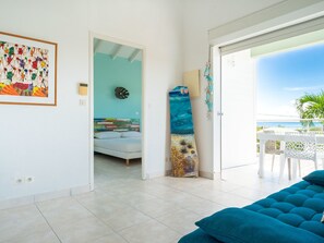 5 bedrooms, travel crib, WiFi, bed sheets