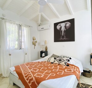 2 bedrooms, travel crib, WiFi, bed sheets