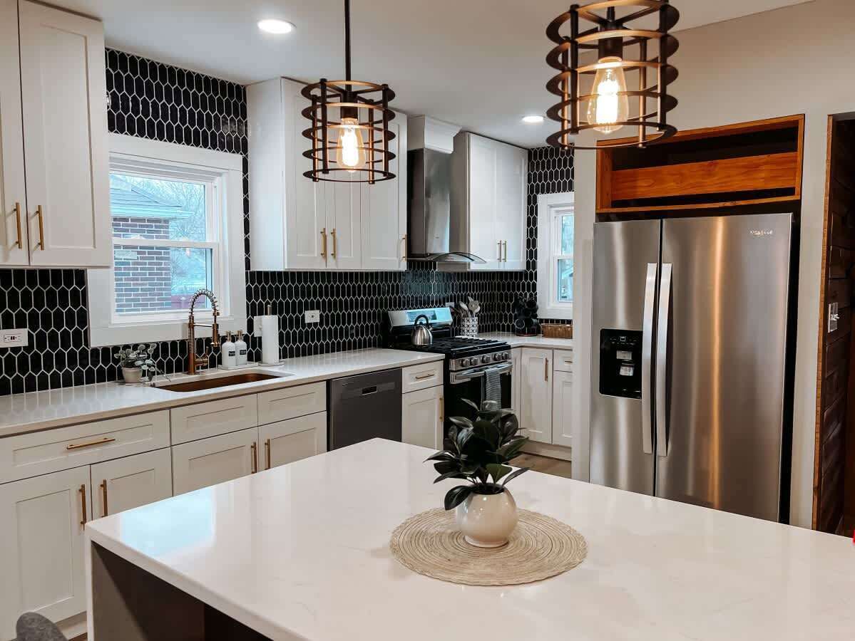 冰箱、微波炉、烤箱、炉灶