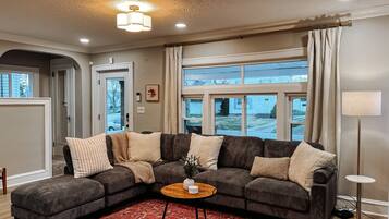 Smart TV, video games