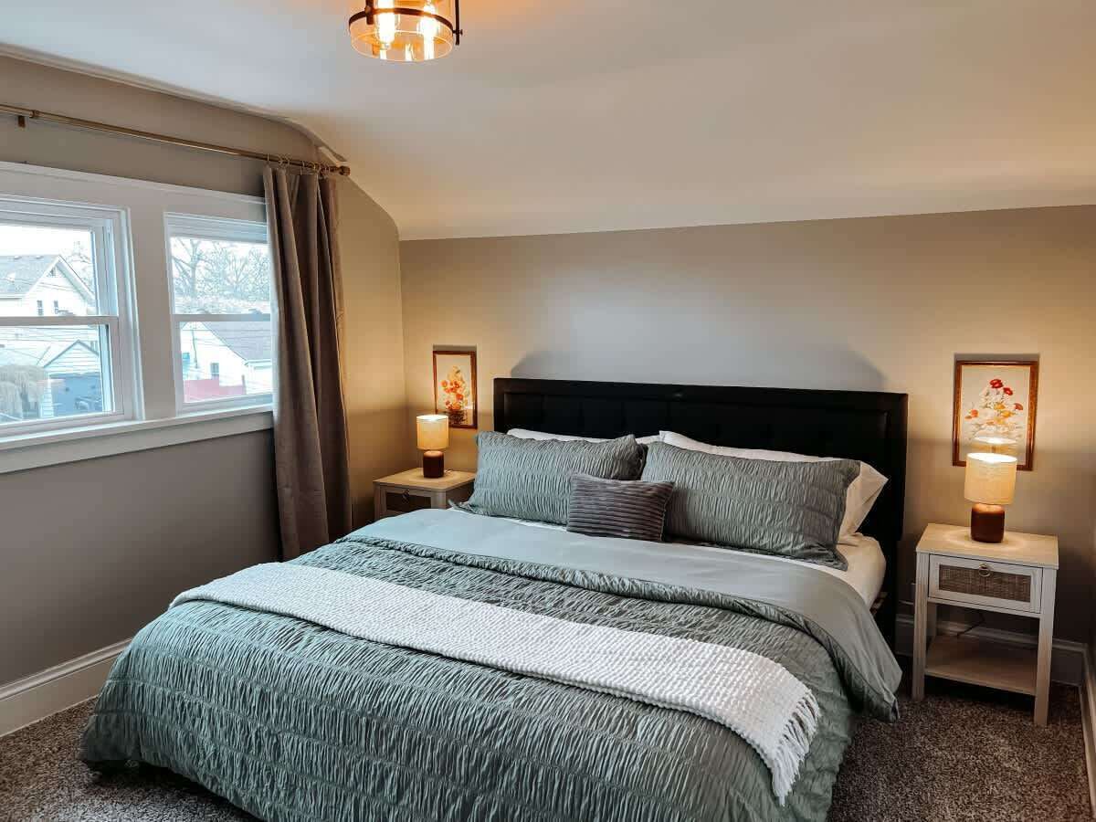 4 chambres, fer et planche à repasser, lit parapluie, Wi-Fi gratuit