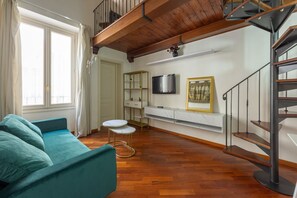 TV - Nina’s Dome Apartment (Firenze)