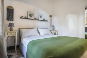 2 bedrooms, Internet, bed sheets