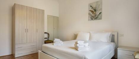 2 間睡房、熨斗/熨衫板、Wi-Fi、床單