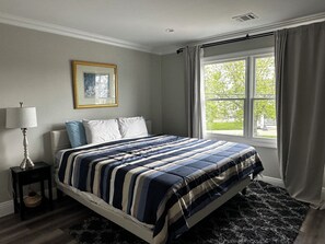 4 slaapkamers, een bureau, wifi, beddengoed