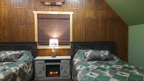 WiFi, bed sheets - Private Upstairs Apartment in a Country Peaceful Setting (Julian)