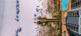 Gorgeous Gulf Front Condo -FREE BEACH SERVICE -Great Views!