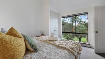 3 bedrooms, iron/ironing board, travel cot, WiFi