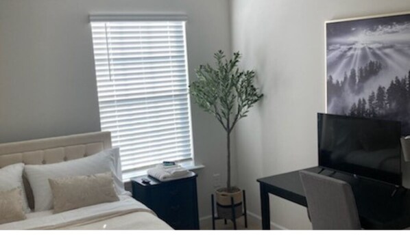 1 dormitorio, caja fuerte, escritorio y wifi