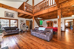 Interior - Cozy Mount Union Cabin w/ Fire Pit & River Access (Mt Union)