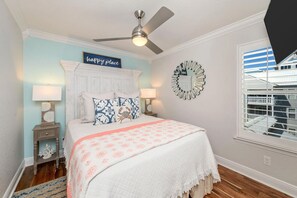 2 slaapkamers, een strijkplank/strijkijzer, wifi, beddengoed