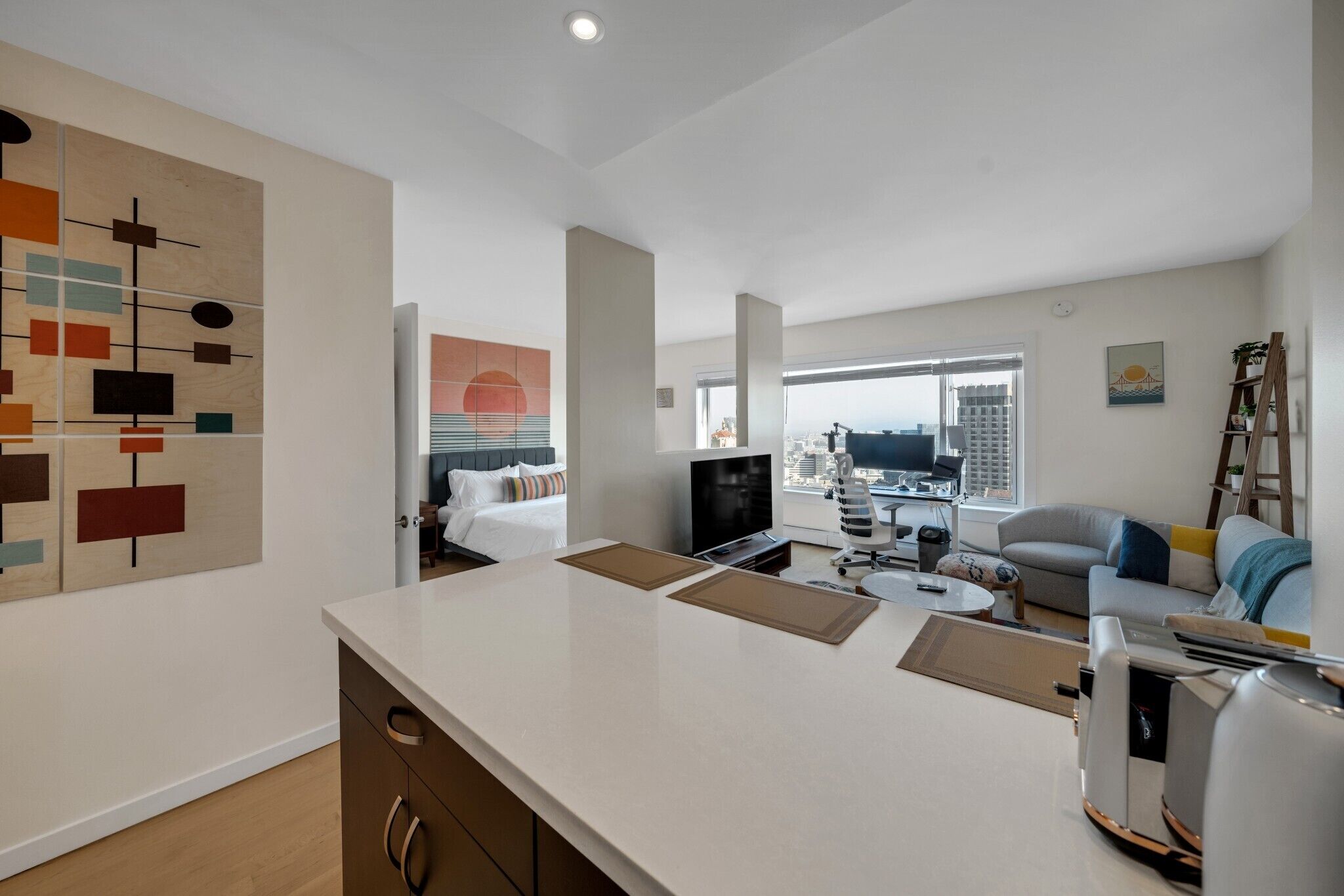 Nob Hill Studio w/ Office by Anyplace - 11444
