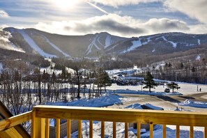 Property grounds - Loft, Top-Floor Mountain View 2BR/2BA at Mountain Green. Pool. Hot Tub. Shuttle. (Killington)