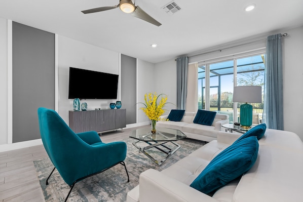 Fernseher, Tischfußball