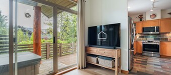 Spacious townhome | Private garage & hot tub | BBQ