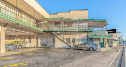 Economy Hotel Covington