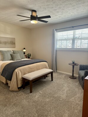 2 bedrooms, iron/ironing board, WiFi, bed sheets - Cozy condo near everything!
Just a short walk away from Historic downtown! (St. Augustine)