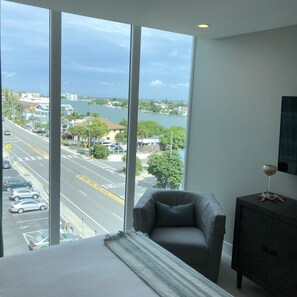 Interior - Beach Front Penthouse Riley's Retreat Island Inn (Treasure Island)