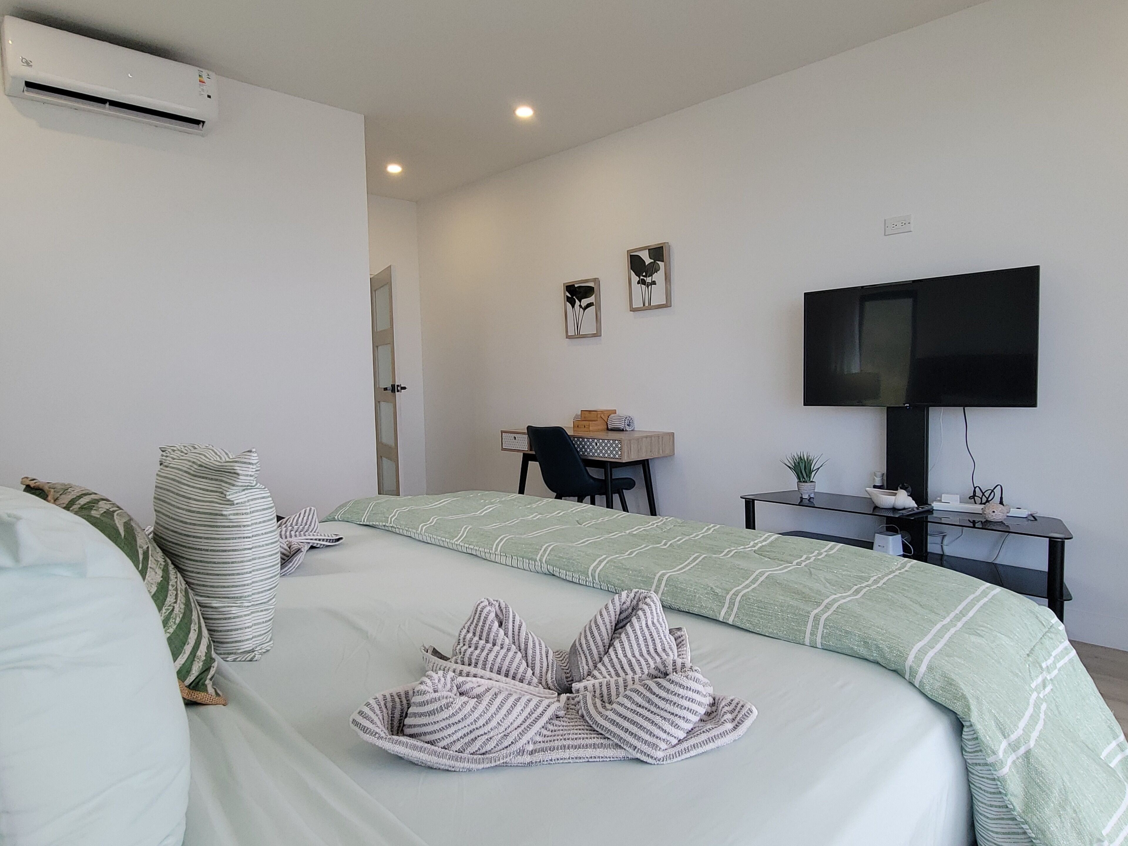 4 camere, ferro/asse da stiro, Wi-Fi, lenzuola