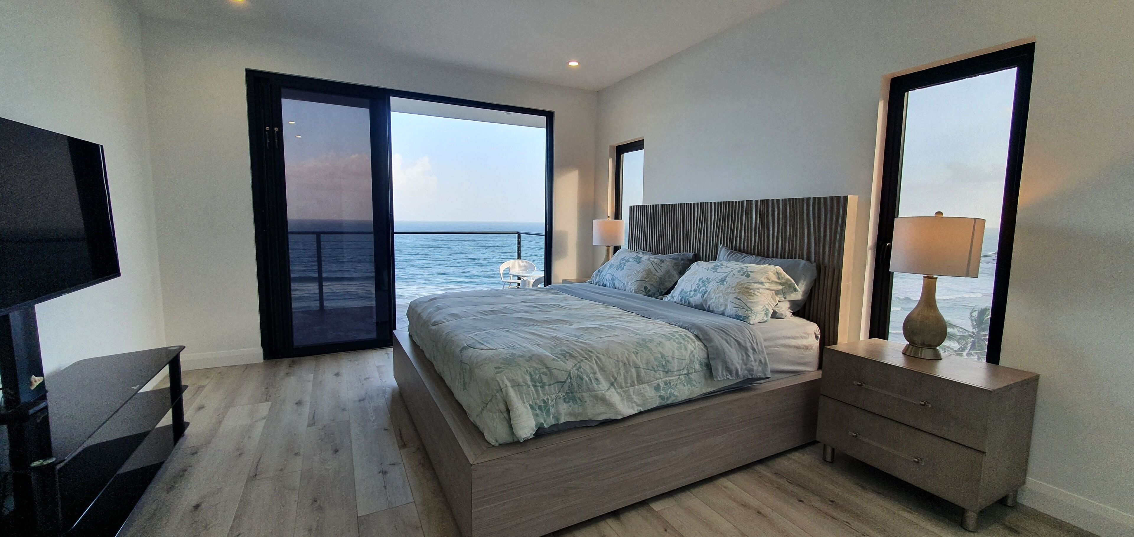 4 chambres, fer et planche à repasser, Wi-Fi, draps fournis