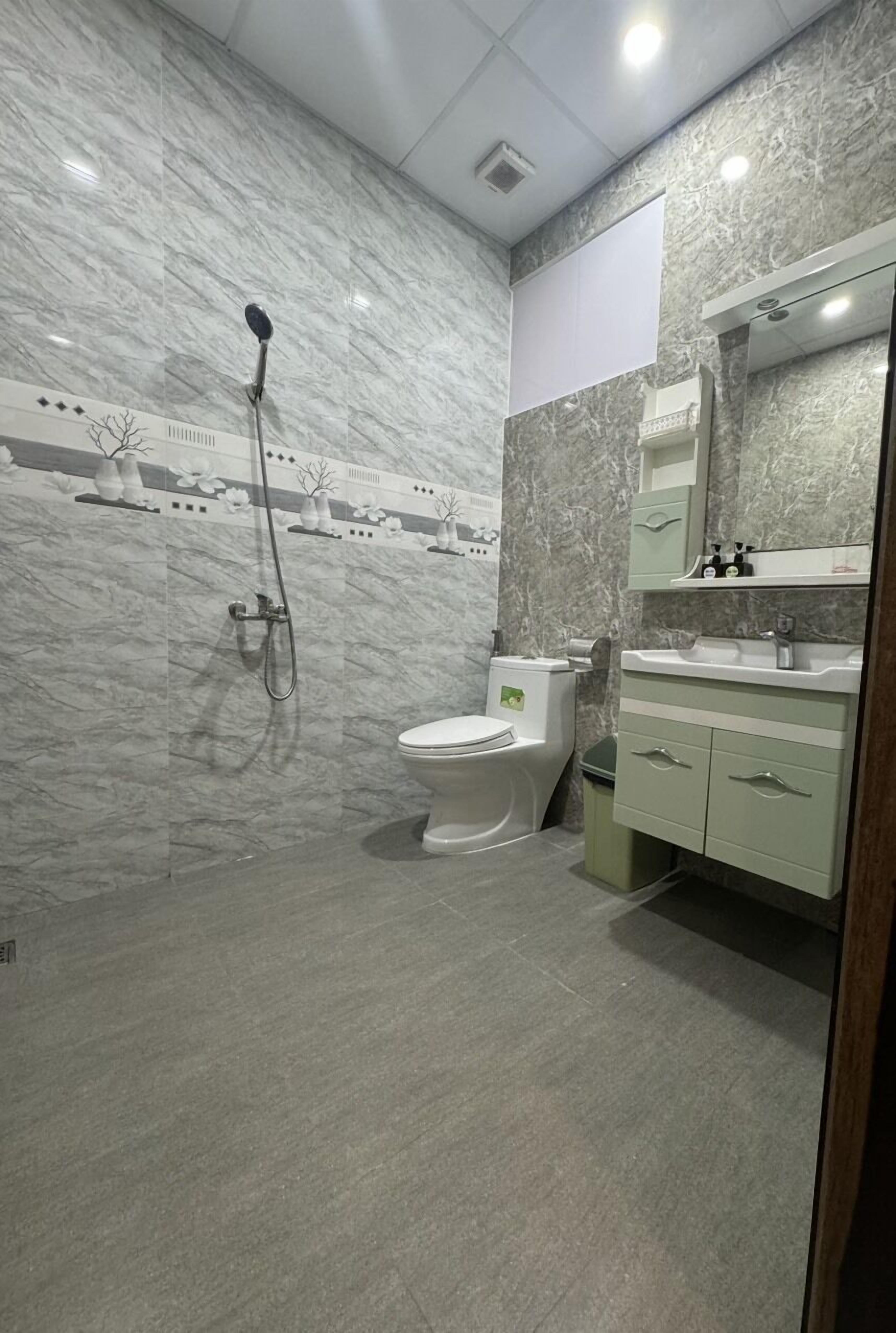 Deluxe Double Room | Bathroom