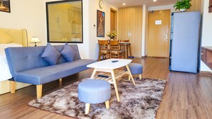Studio 1 Giường King và Sofabed | Khu phòng khách