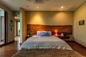 Bügeleisen/Bügelbrett, WLAN, Bettwäsche