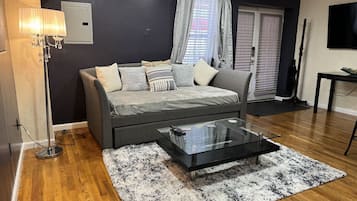 Smart TV, offices, computer monitors