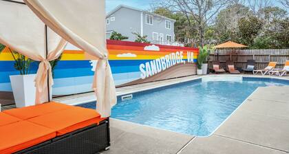 Designer 7BR w/ Pool and Hot Tub. Sleeps 20, Pets Welcome!