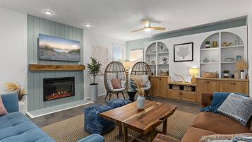 Smart TV, fireplace, DVD player, table tennis