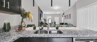 Uniquely Chic home near Disney!