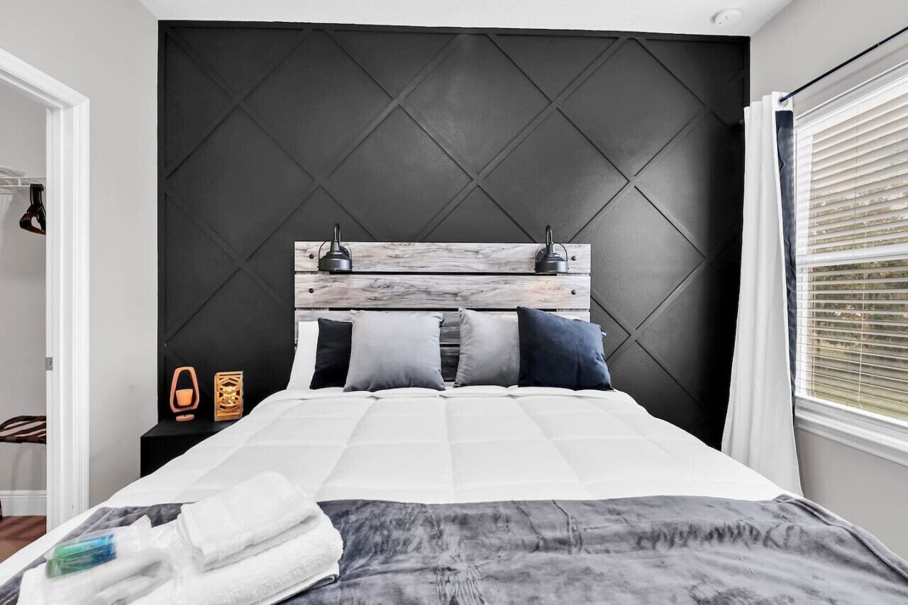 3 bedrooms, desk, iron/ironing board, free WiFi