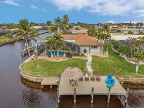 Exterior - Waterfront w/ south facing pool, Beautiful view, Gulf Access, Dock, Kayaks, Short drive to Beach! (Cape Coral)