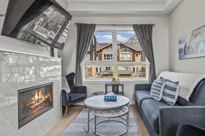 TV, fireplace, offices