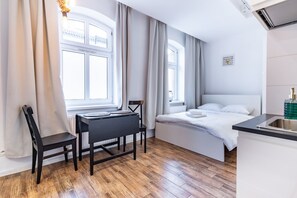 熨斗/熨衣板、WiFi、床单