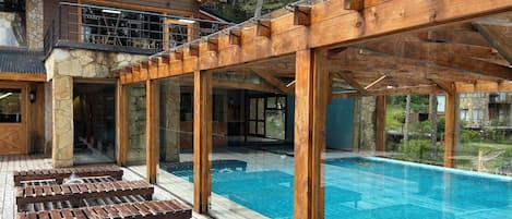 Piscine couverte