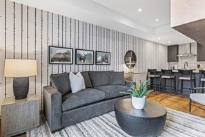 TV, fireplace - Spring Creek Vacations 1 BR Condo 105TM (Canmore)