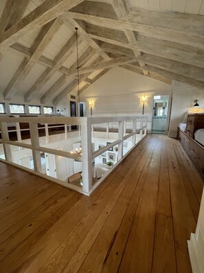 Interior - Greers Ferry - RIGHT ON THE LAKE! Sleeps 14 + Character abounds + Stellar views. (Drasco)