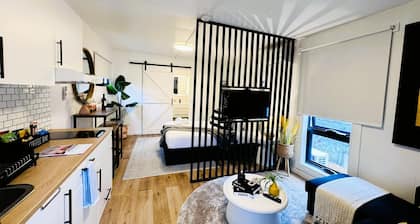 Stylish tiny home in Melton west