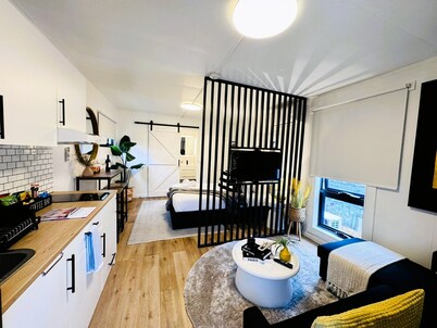 Stylish Tiny Home in Melton West