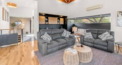 Tree Top Views - 4 Bedroom House - Rosetta