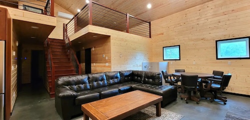 Legacy Lodge! Beautiful cabin!