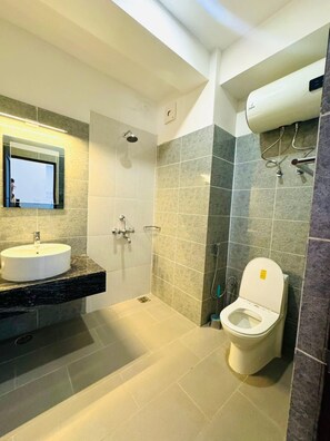 Bathroom - Dzi Apartments (Thimphu)