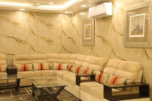 Sala de estar en el lobby