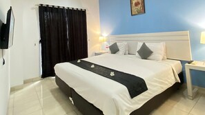 Desk, free WiFi, bed sheets
