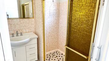 Towels, toilet paper