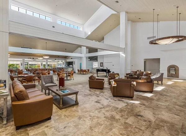 Interior - Relaxing 2 bedrooms in the Desert - Country Club (Palm Desert)