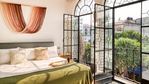 1 bedroom, desk, WiFi, bed sheets - Santa Casa | Luxury King Room Suite in Roma Norte (Ciudad de México)