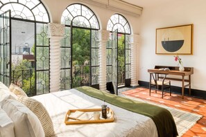 1 soverom, skrivebord, wi-fi og sengetøy